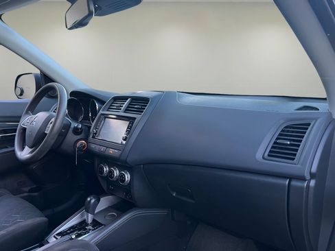 Used 2021 Mitsubishi Outlander Sport FWD image 14