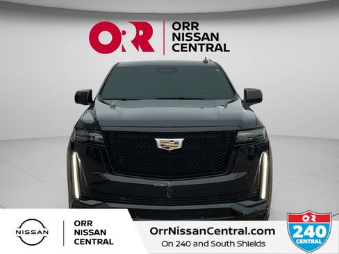 Used 2023 Cadillac Escalade ESV Sport w/ Touring Package AWD/4WD image 2
