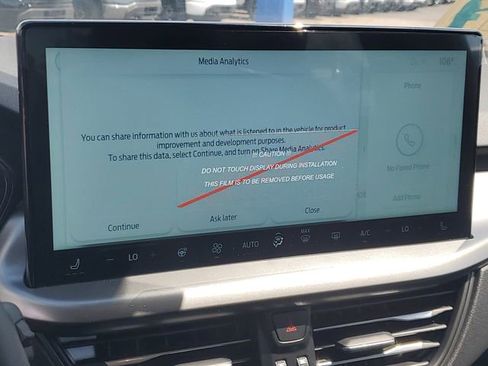 New 2025 Ford Escape SE image 12