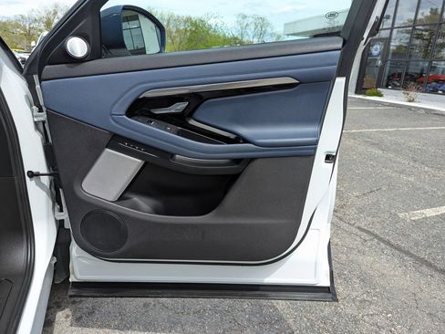 Used 2020 Land Rover Range Rover Evoque SE AWD/4WD image 30