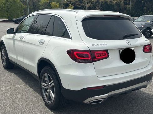Used 2022 Mercedes-Benz GLC 300 4MATIC image 4
