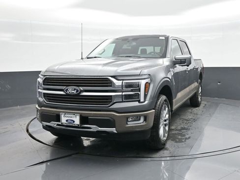 New 2025 Ford F150 King Ranch w/ FX4 Off-Road Package image 17