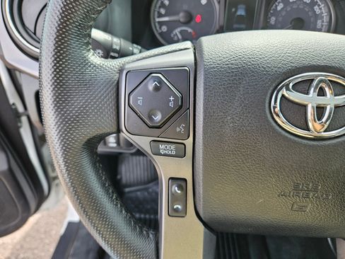 Used 2021 Toyota Tacoma TRD Sport w/ TRD Premium Sport Package AWD/4WD image 18