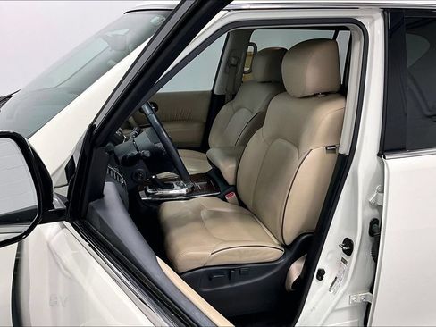 Used 2019 Nissan Armada Platinum w/ Captain's Chairs Package RWD image 31
