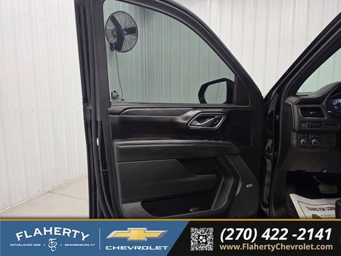 Used 2023 Chevrolet Tahoe RST AWD/4WD image 11