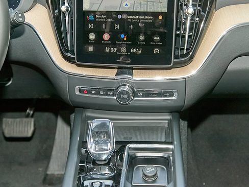 New 2026 Volvo XC60 T8 Plus w/ Protection Package Premier image 28