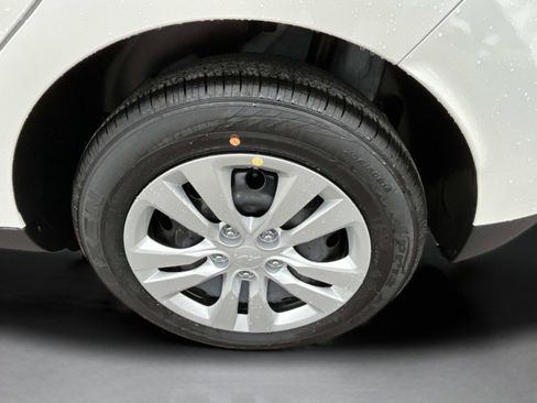 New 2025 Kia Soul LX image 11