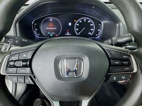 Used 2019 Honda Accord LX image 16