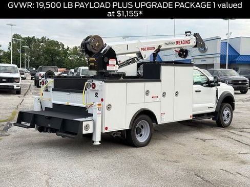 New 2025 Ford F550 4x4 Regular Cab Super Duty image 3