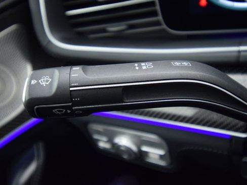 Used 2022 Mercedes-Benz GLE 53 AMG GLE 53 AMG 4MATIC image 40