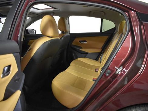 Used 2023 Nissan Sentra SV w/ SV Premium Package FWD image 28