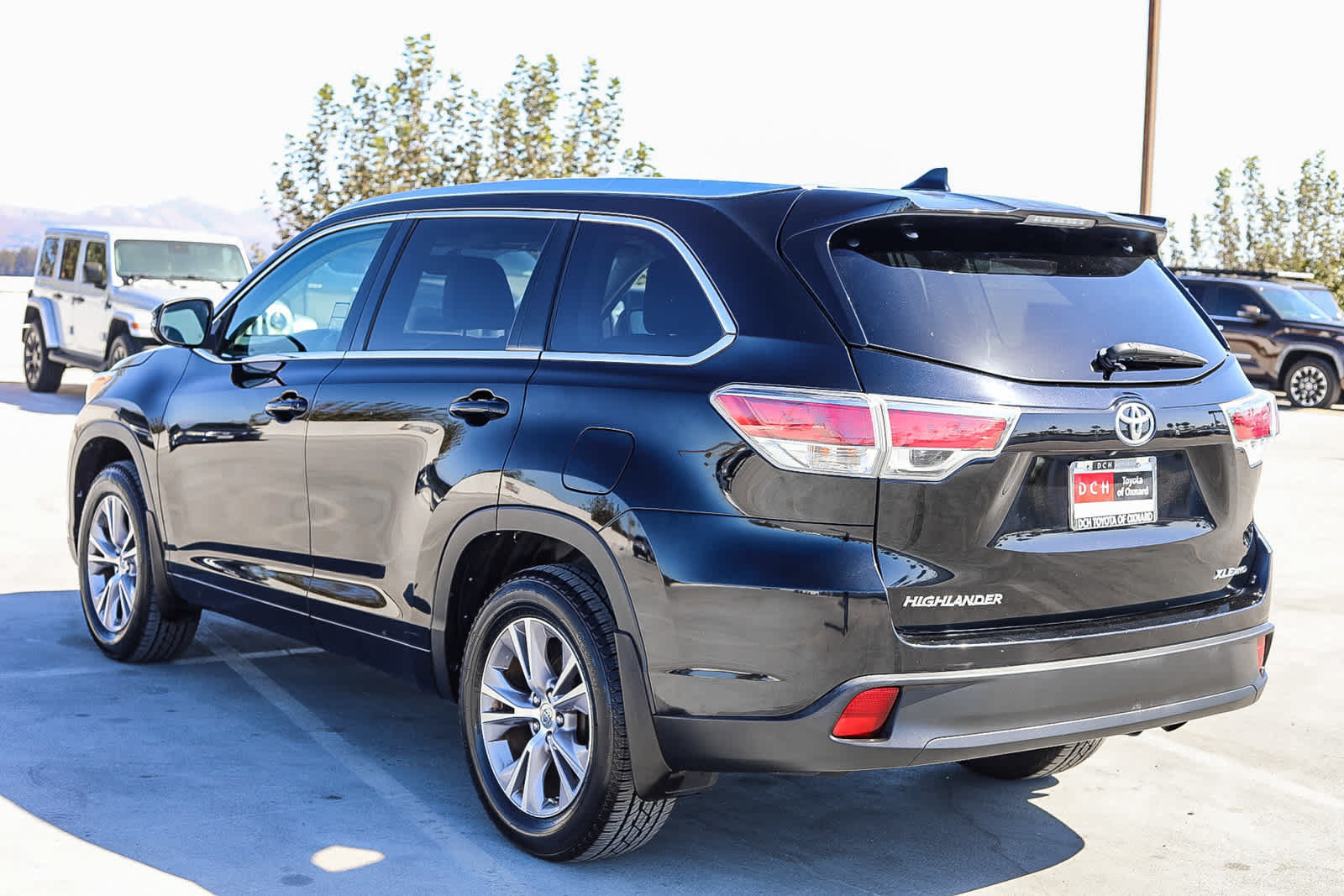 Used 2015 Toyota Highlander XLE AWD/4WD image 7