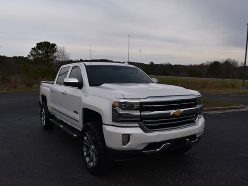 Used 2018 Chevrolet Silverado 1500 High Country image 1