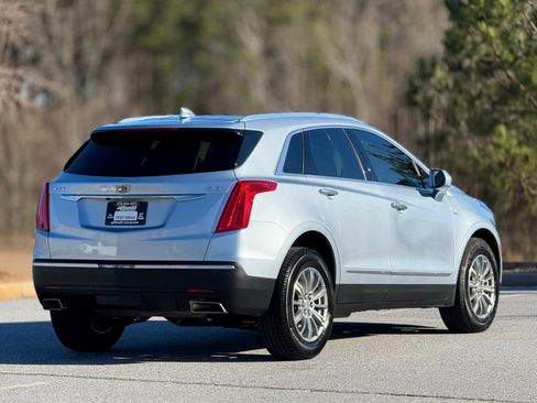 Used 2017 Cadillac XT5 Luxury w/ Driver Awareness Package image 10