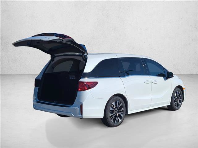 New 2027 Honda Odyssey Elite image 2