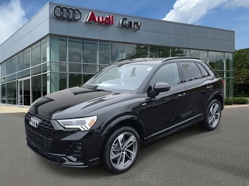 New 2025 Audi Q3 2.0T Premium image 1