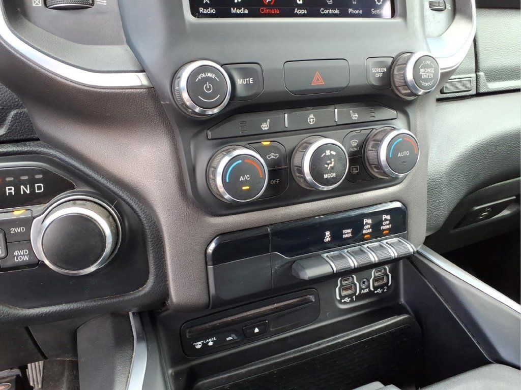 Used 2019 RAM 1500 Big Horn AWD/4WD image 28