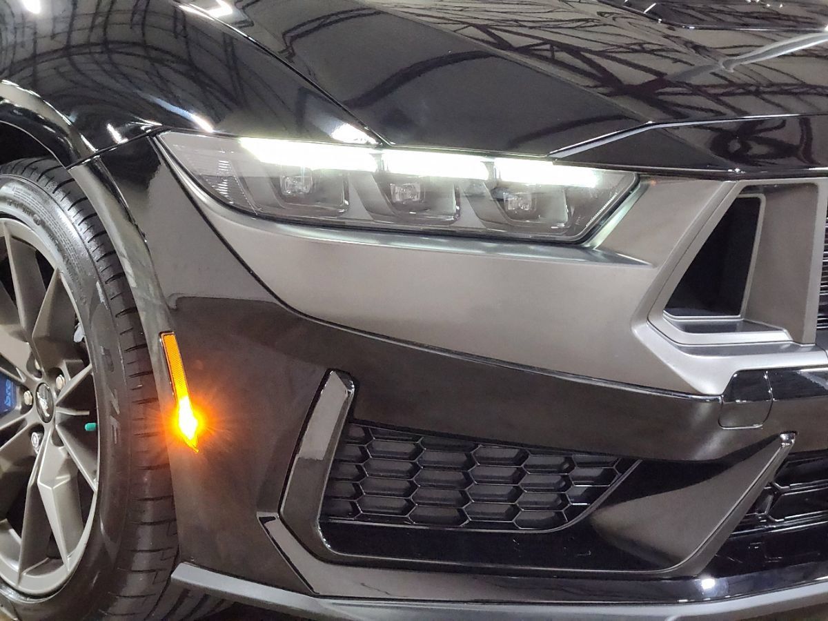 Used 2025 Ford Mustang Dark Horse RWD image 13