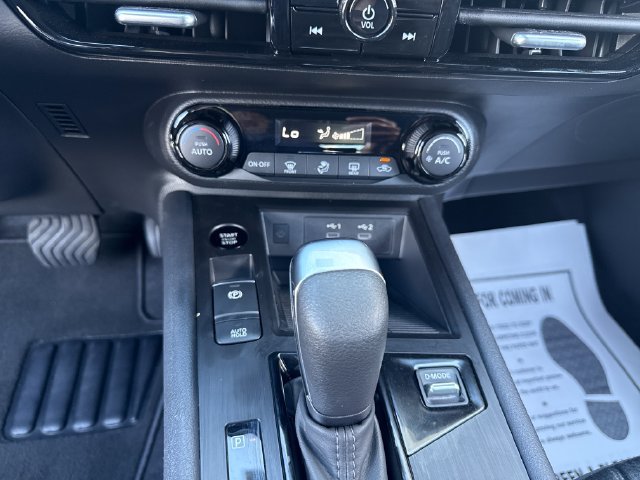Used 2026 Nissan Kicks SV FWD image 19