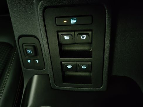 Used 2022 Ford Bronco Raptor image 34