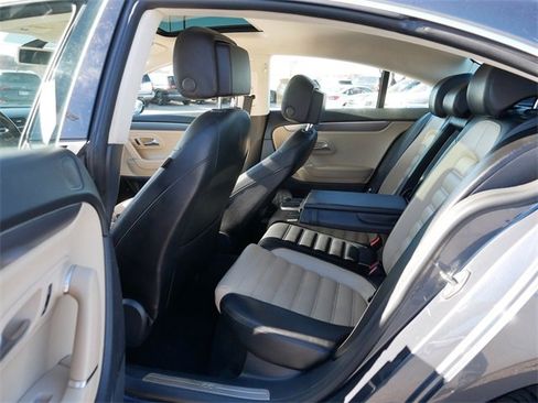 Used 2013 Volkswagen CC Lux image 17