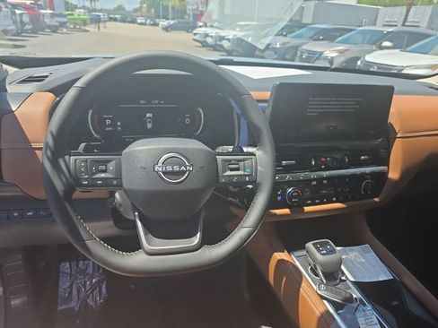 New 2026 Nissan Pathfinder Platinum AWD/4WD image 15