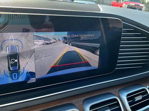 Used 2025 Mercedes-Benz GLE 350 4MATIC image 21