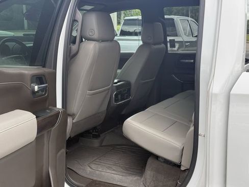 Used 2021 GMC Sierra 1500 SLT w/ SLT Premium Plus Package AWD/4WD image 29