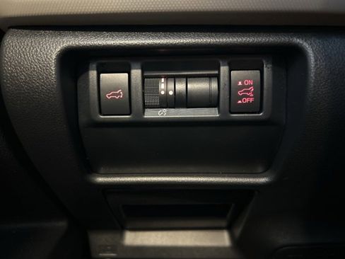 Used 2025 Subaru Forester Limited image 90