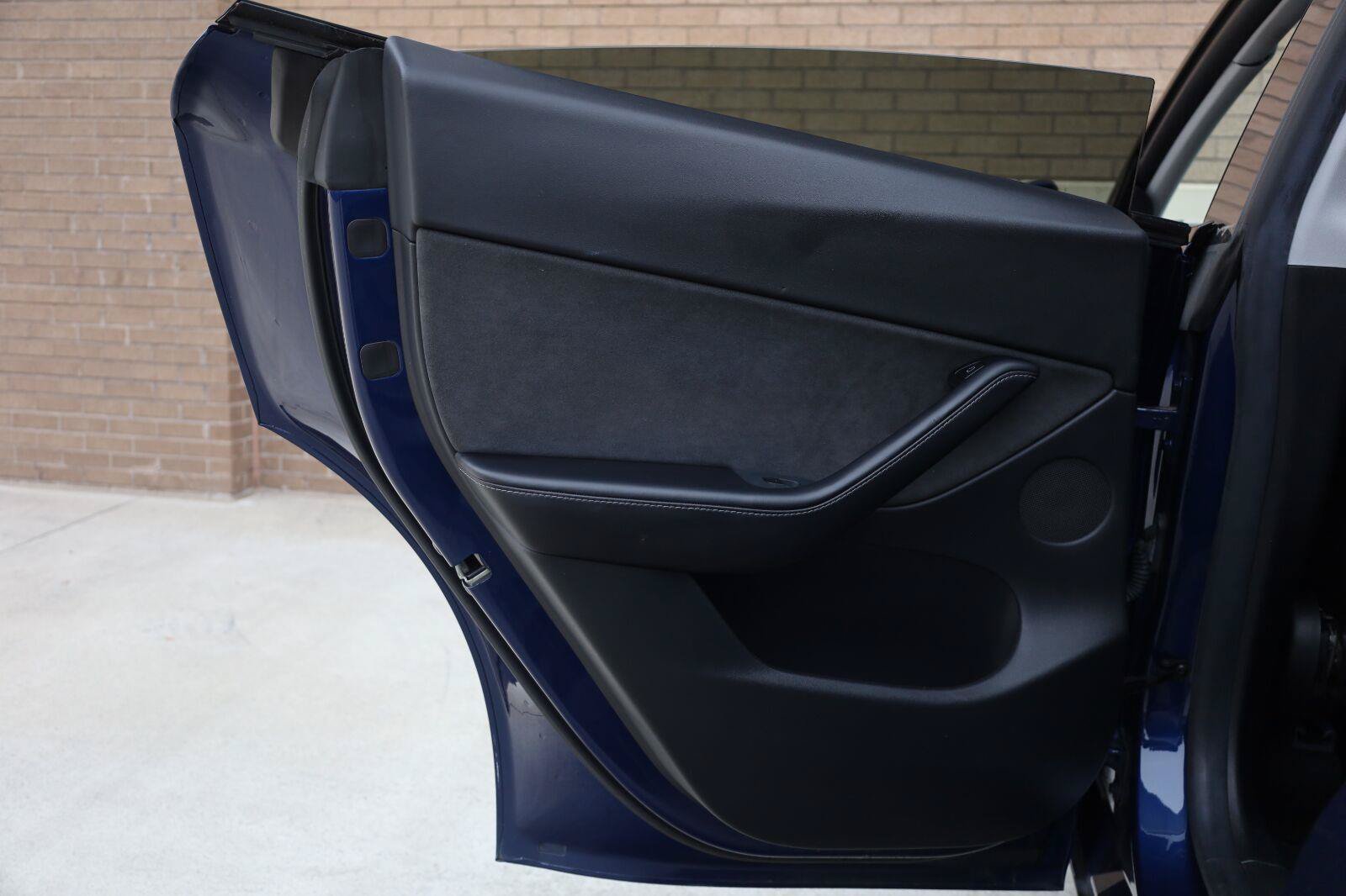 Used 2021 Tesla Model Y Performance AWD/4WD image 19