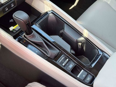 Certified 2025 Honda Accord EX-L image 28