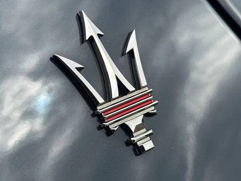 Used 2024 Maserati GranTurismo Trofeo AWD/4WD image 29