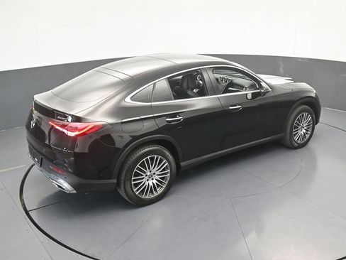 Used 2025 Mercedes-Benz GLC 300 4MATIC image 53