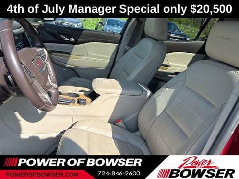 Certified 2019 GMC Acadia Denali w/ Technology Package AWD/4WD image 9