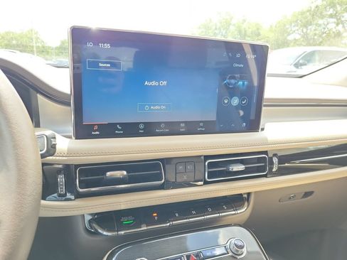 Certified 2022 Lincoln Nautilus FWD w/ Premium Package image 24