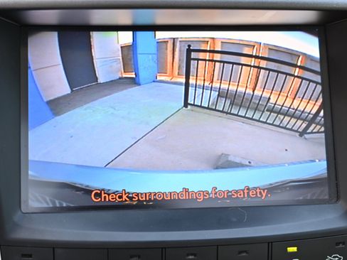 Used 2011 Lexus IS 250 w/ Premium Pkg Value Edition image 18