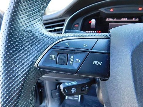 Used 2022 Audi SQ7 Premium Plus w/ SQ7 Executive Package AWD/4WD image 26