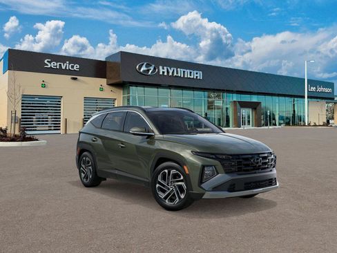 New 2026 Hyundai Tucson Limited AWD/4WD image 2