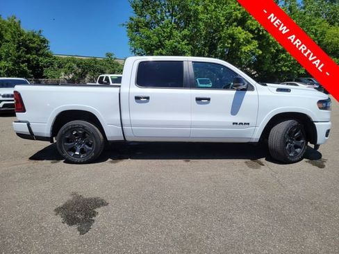 Used 2025 RAM 1500 Big Horn AWD/4WD image 2