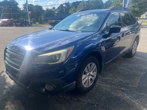 Used 2015 Subaru Outback 2.5i Premium w/ Popular Package #3 AWD/4WD image 1