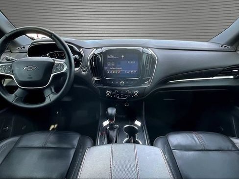 Used 2023 Chevrolet Traverse RS w/ LPO, Floor Liner Package AWD/4WD image 7