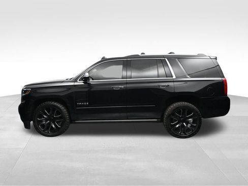 Used 2019 Chevrolet Tahoe Premier AWD/4WD image 2