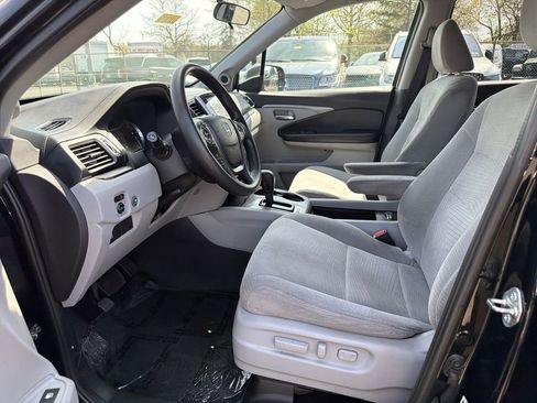 Used 2016 Honda Pilot EX image 11