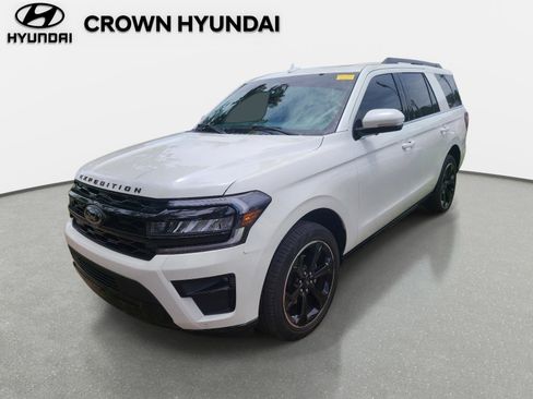 Used 2024 Ford Expedition Limited RWD image 1