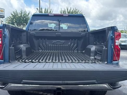 Used 2024 Chevrolet Silverado 1500 LT AWD/4WD image 10