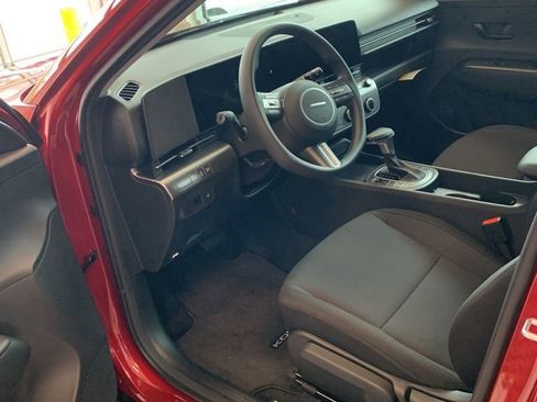 New 2026 Hyundai Kona SE image 3