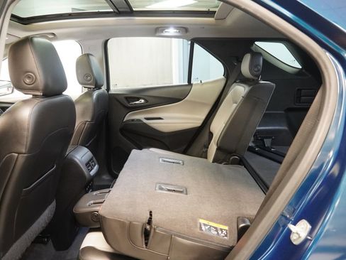 Used 2020 Chevrolet Equinox Premier AWD/4WD image 30