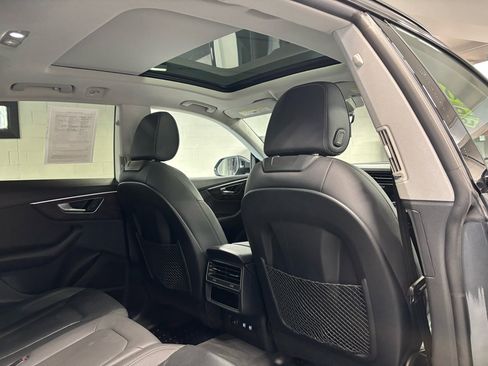 Used 2020 Audi Q8 Premium Plus w/ Premium Plus Package image 17