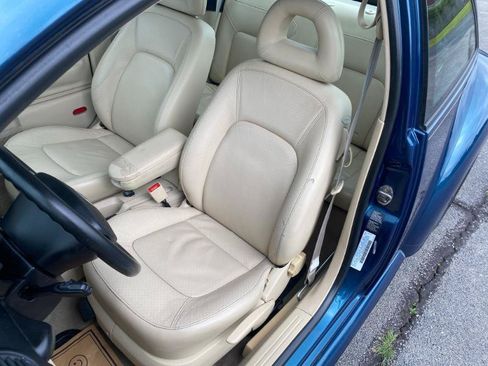 Used 2002 Volkswagen Beetle GLS FWD image 14
