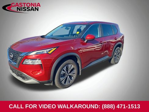 Used 2023 Nissan Rogue SV image 1
